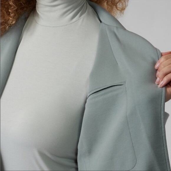 Athleta Sage Green Eastbound Blazer Minimalist Jacket Sz 10 - Picture 8 of 13